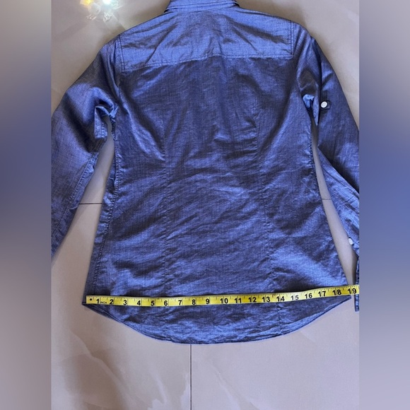 J Crew Shirt Womens Sz S Blue 100% Cotton Chambray Button Up Roll Tab Sleeve - Picture 16 of 16